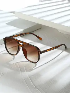 Unisex Shell Color Square Frame Sunglasses, Fashionable Geometric Design, Retro Jelly Color Lenses, All Seasons Wear, Casual Style