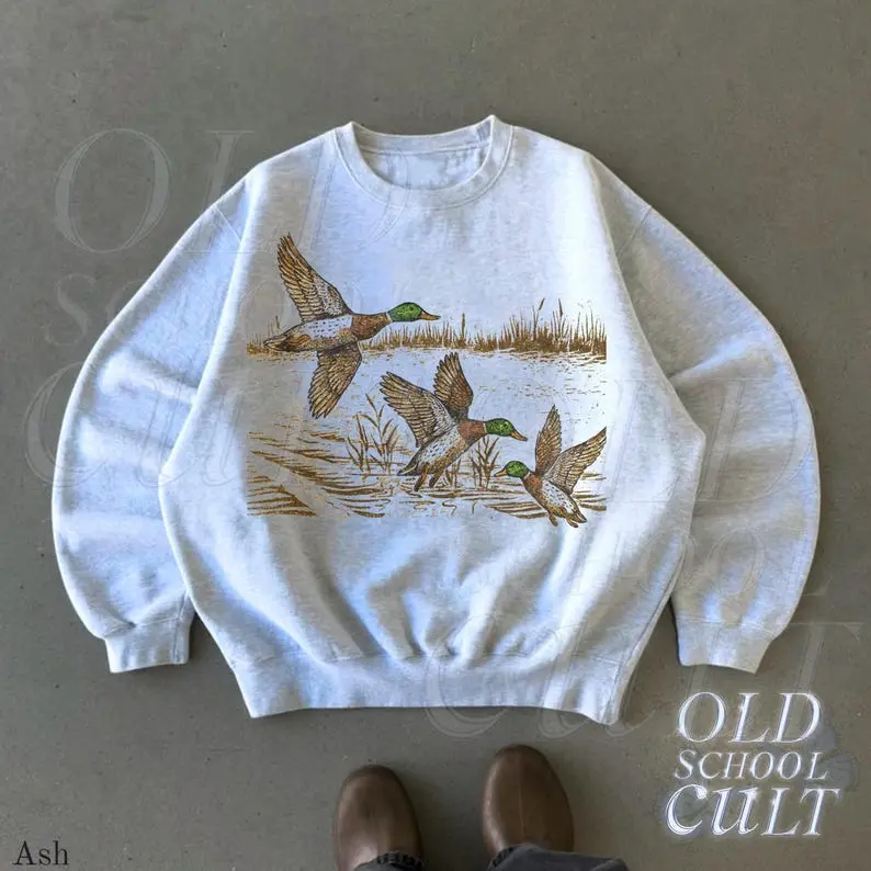 Retro Duck Nature Sweatshirt , 90s Vintage Wildlife Mallard Pullover, Boho Unisex Cabincore Crewneck Cozy Season Rustic Cabin Shirt