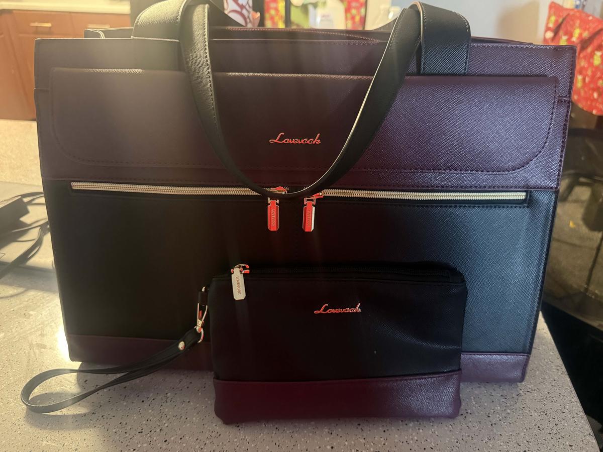 Item: Black-Purple, 15.6''