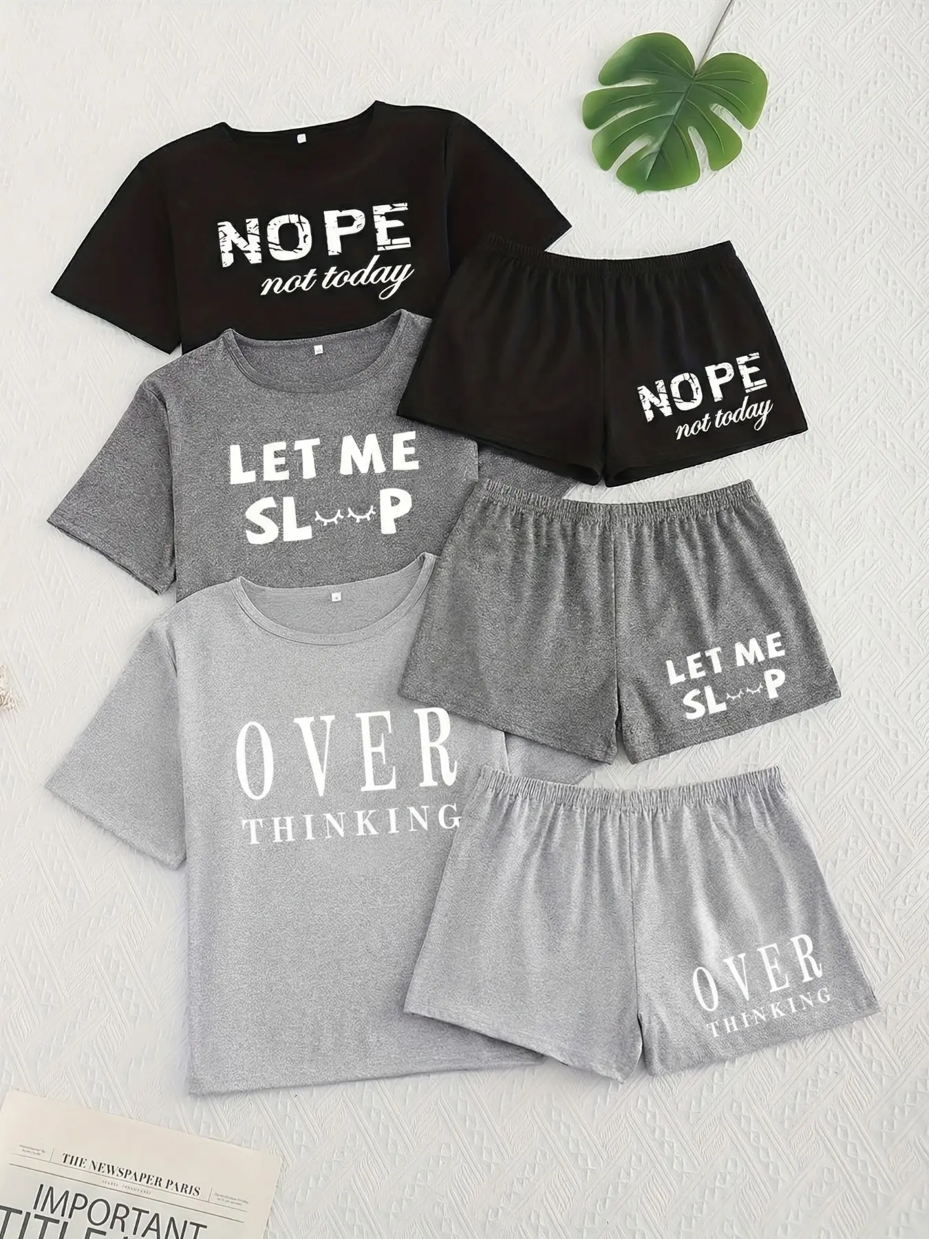 Women's Letter Print Sleepwear Set, Short Sleeve Top & Shorts Pajama Set, Casual Loose Fit Matching Nightwear for Women, Everyday Loungewear Outfits, Lounge Pjs Set