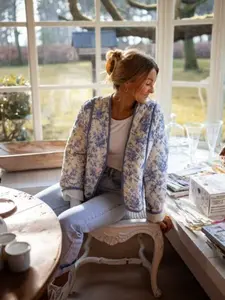 Women's V-Neck Button-Front Floral Printed Cotton Jacket, Winter Fashion Warm Outerwear Coat, Stylish Quilted Design, Perfect Casual Daily Wear