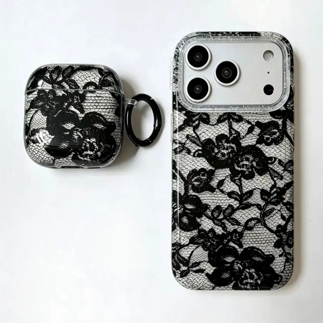 Matching Phone Case and AirPods Case Set Floral Pattern Protective Cover 2 Piece Set Stylish Everyday Accessories