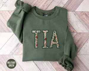 Tia Sweatshirt, Floral Auntie Shirt, New Aunt Sweater, Promoted to Tia Gift, Pregnancy Announcement, Latina Auntie Mothers Day Crewneck
