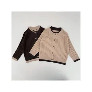 Stylish Color Contrast Cardigan, Modern Wear for Girls, Soft Yarn Pullover for Outdoor