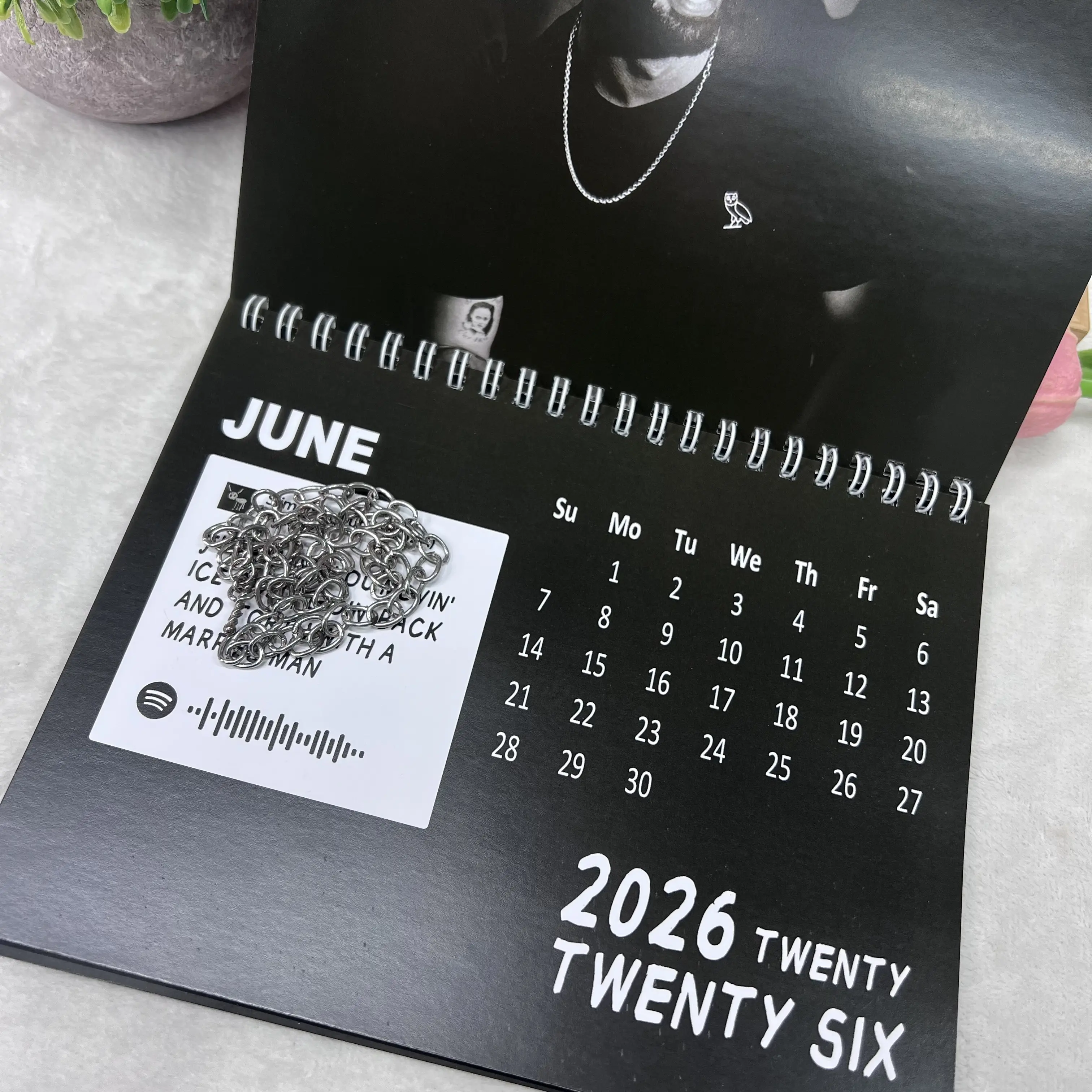 Champagnepapi Rapper 2026/2027 Calendar, OVO For All The Dogs Drake Featuring Unique Artwork and Practical Design, Home Decor, New Year 2026/2027 Wall Calendar