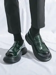 Men's Business Style Glossy Loafers, Fashionable Pointed Toe Slip-on Loafers for Work Office, Male All-match Commuter Shoes for Daily Wear