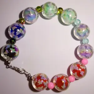 Butterfly Prism Bracelet - Elegant Playful Design with Multicolored Beads & Embedded Butterfly Patterns - 7-7.5 Inches Long for Adult Wrist - Compact Jewelry Accessory