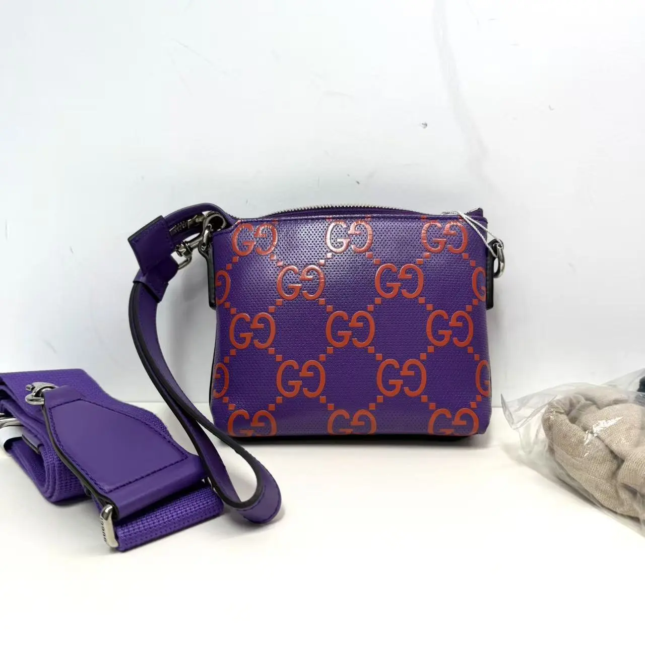 Pre-owned GUCCI Embossed Crossbody Bags Messenger Small Purple CPU0514