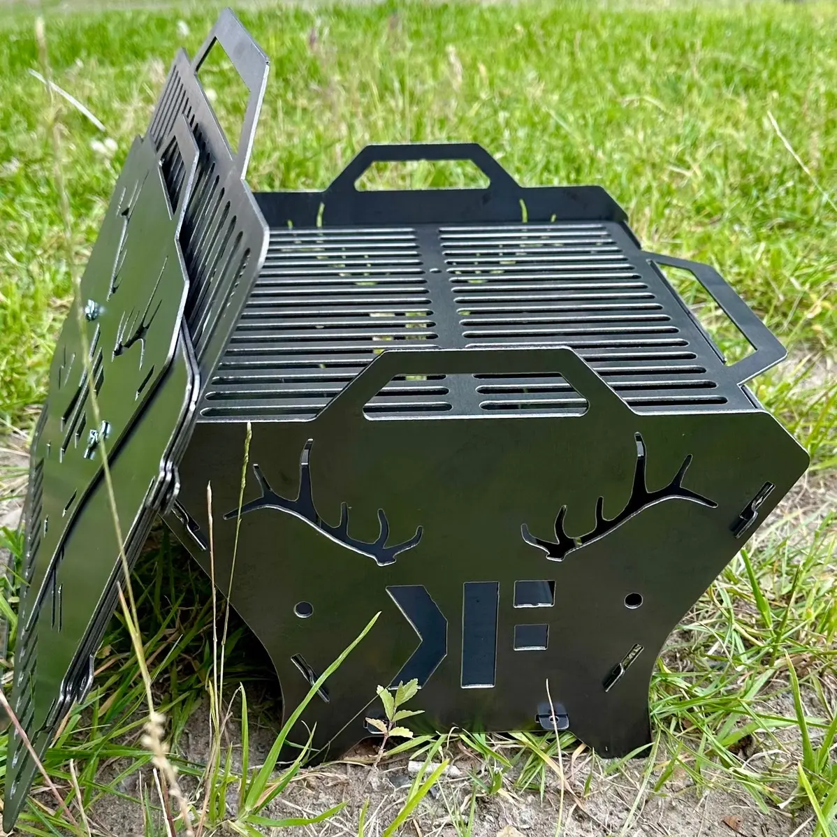 “KF" Collapsible BBQ “KF" Collapsible BBQ