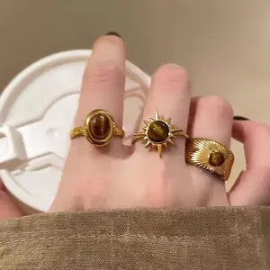 Gold Sunflower Tiger Eye Stone Ring for Women, New High-End Style, Niche Retro Design, Unique and Versatile Ring