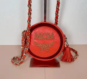 Pre-owned MCM cowhide Shoulder Bags Red Round Crossbody Bag qiqicj6797