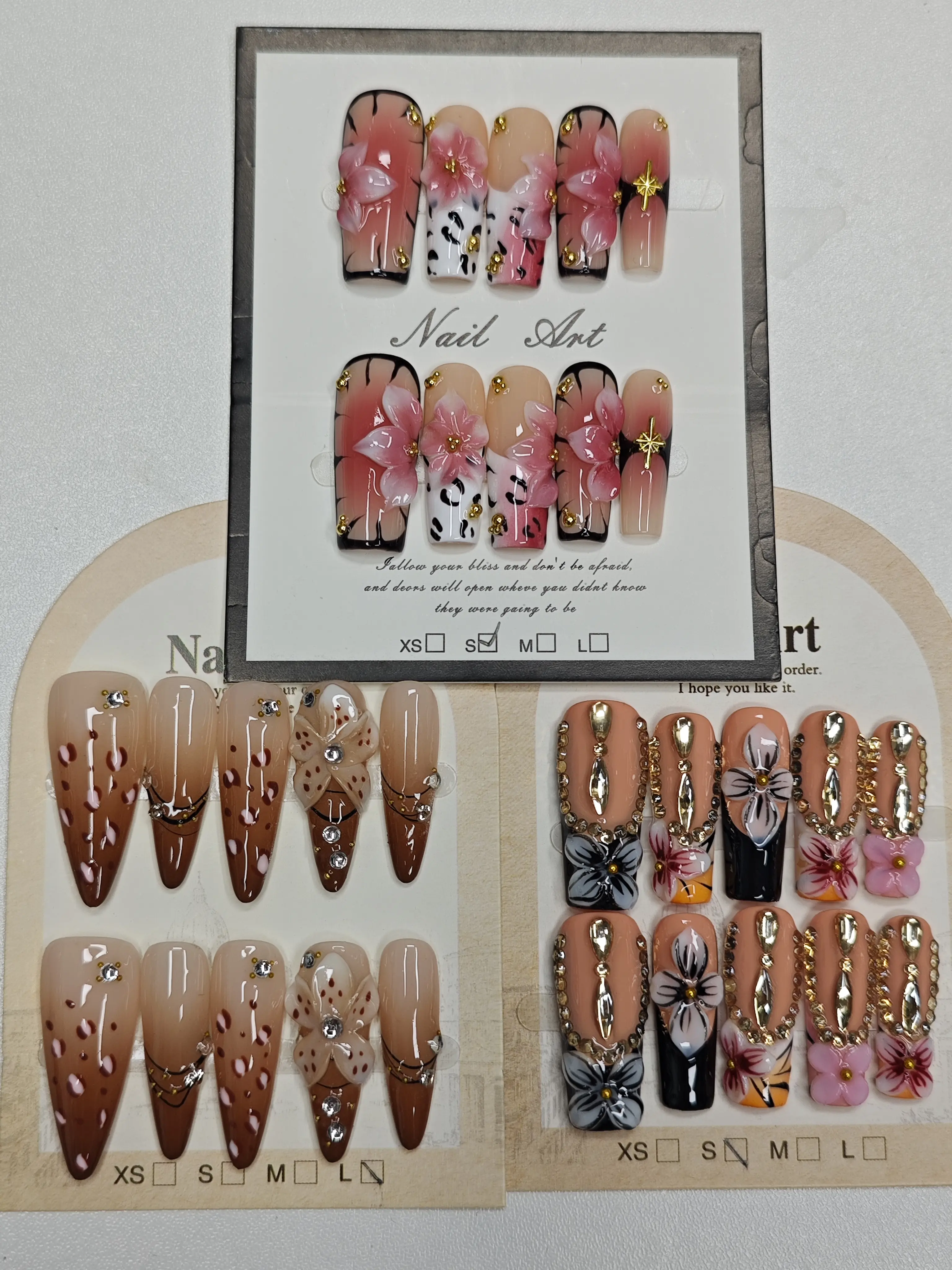 Mina(21106)gc.$30 for 5pcs