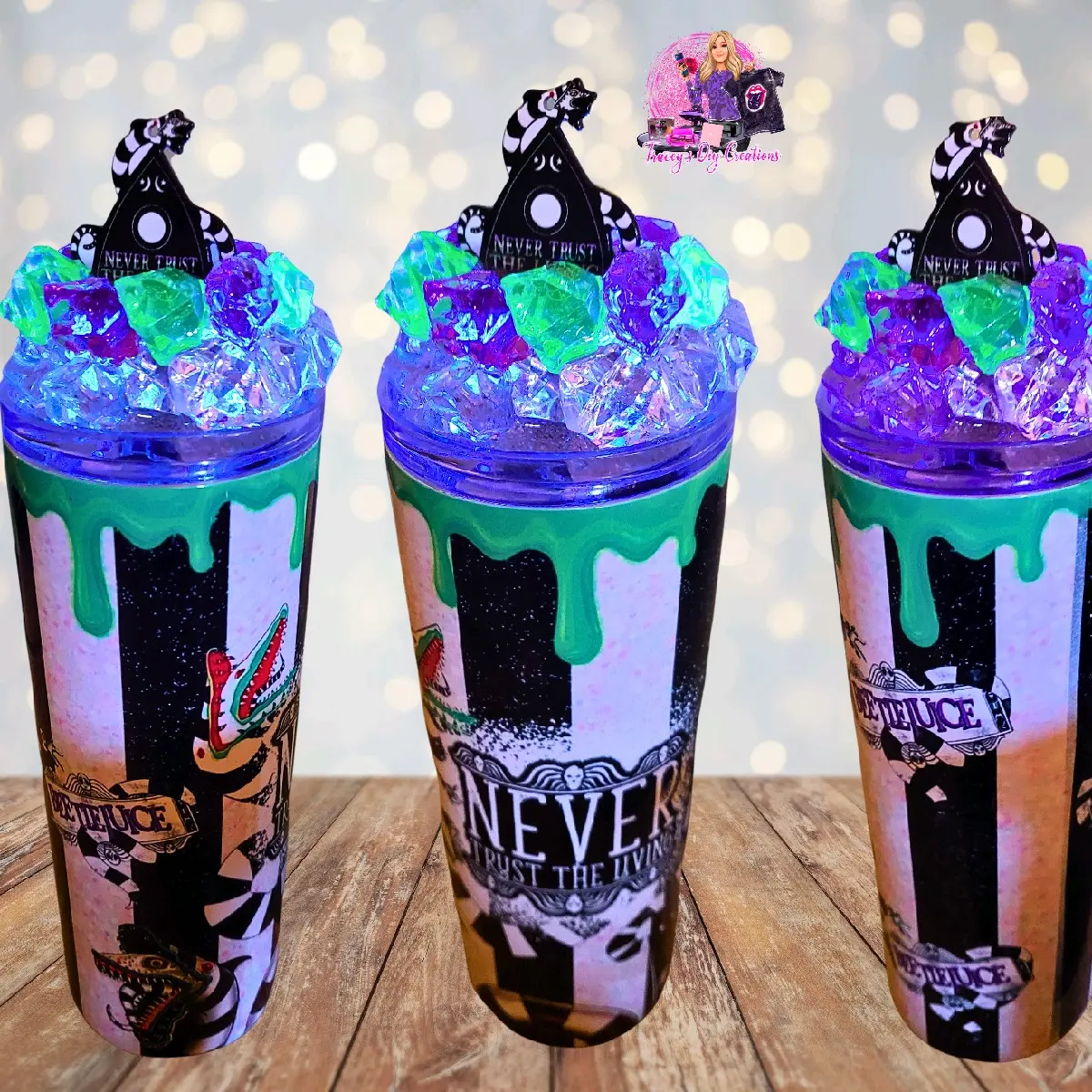 Sandworm Never Trust the Living 20 Oz Stainless Steel Light Up Ice Tumbler with Magnetic Top, Metal Straw, Faux Ice & Halloween Lid - Handmade Design - Portable, Bottled, Washable, Cup, Mug, Reusable
