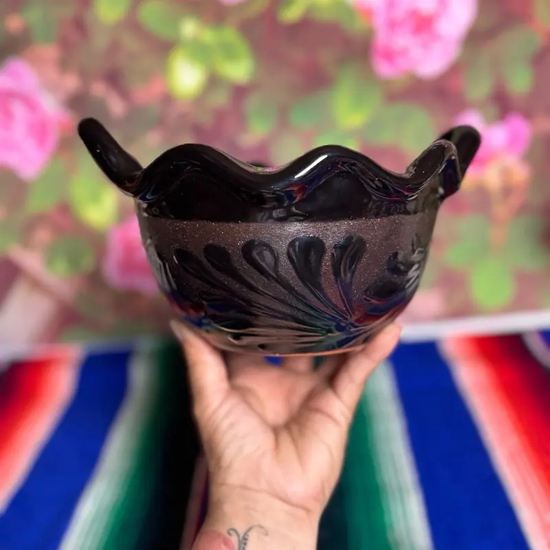 relieve cazuela salsera de 1 litro color negra relieve cazuela salsera de 1 litro color negra