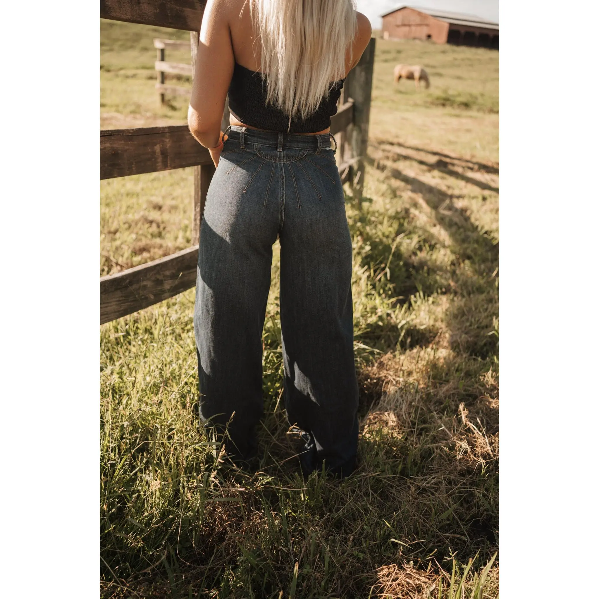 Wrangler Lady's Cute Cotton Punchy Sunrise Wide Leg Jeans - Stylish Stitch Women's Bottom Trouser