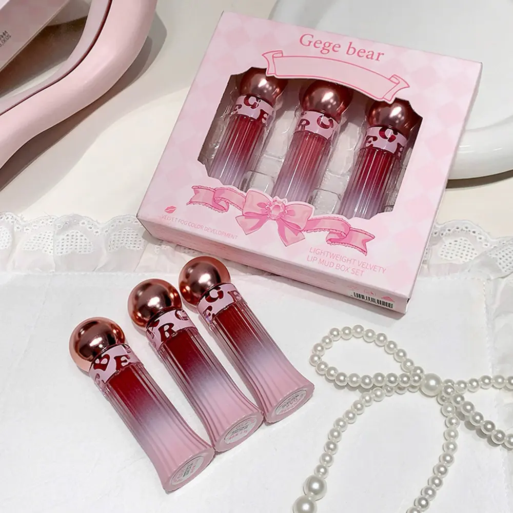 Gege Bear Lightweight Velvet Lip Mud, Soft Misty Silk Smooth, Long-Lasting Color, Moisturizing, Suitable for All Occasions, Perfect Gift