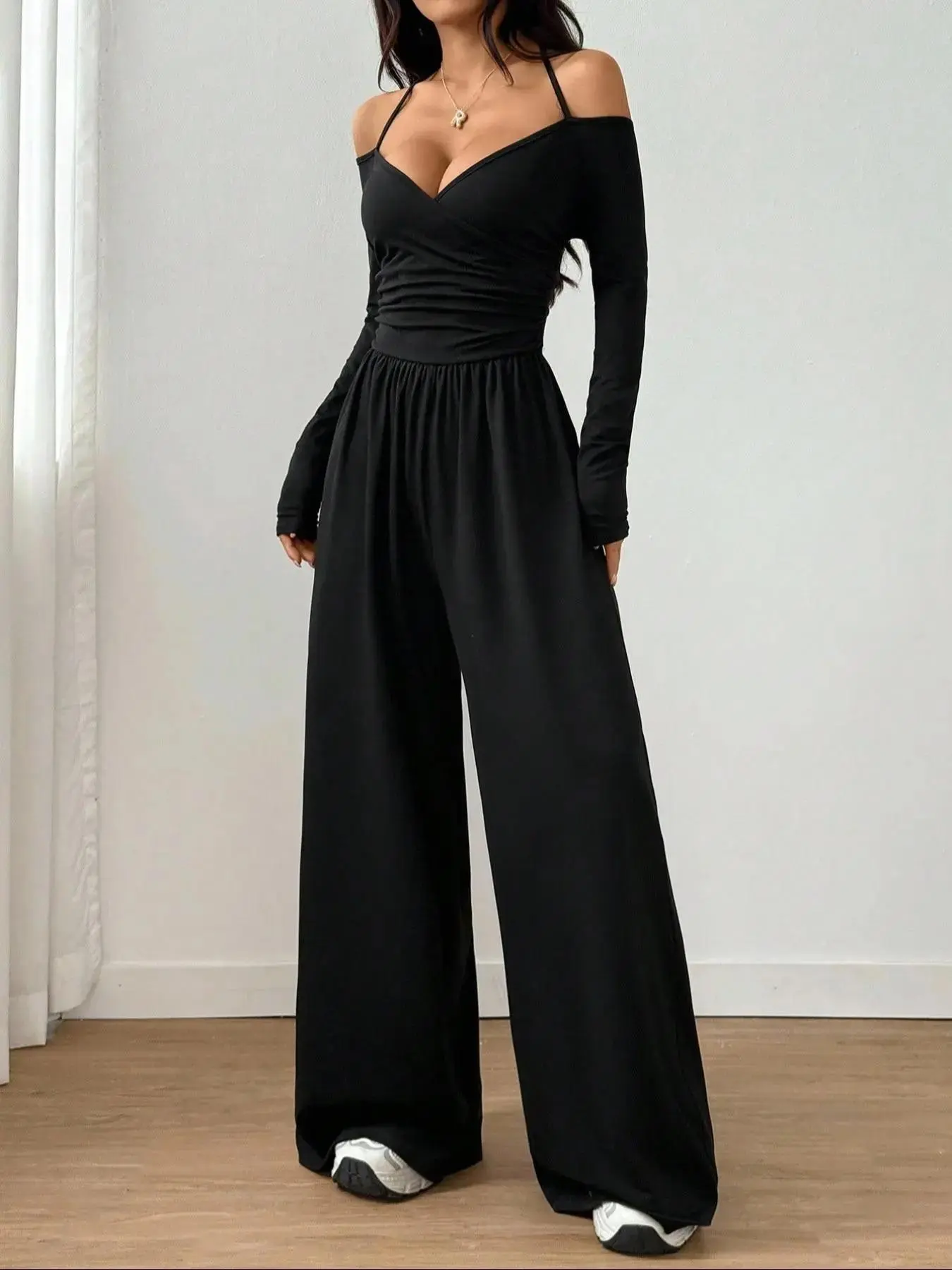 Women's Plain Halter Cross V-Neck off Shoulder Long Sleeve Ruched Pleated Wide Leg Jumpsuit Romper, Fashion Casual Daily One-Piece Pants, Womenswear