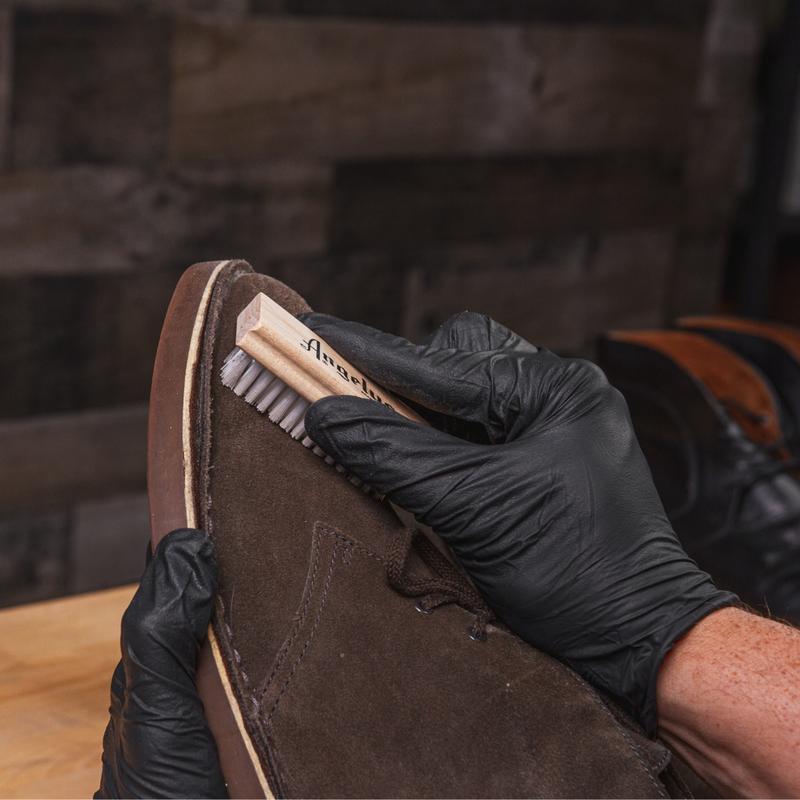 Angelus Suede & Nubuck Cleaner Kit - 1 Cleaning Eraser Block and 1 Nylon Bristle Brush - Eliminates Stains, Removes Spots, Restores Nap - UGG Cleaner for Leather Suede Shoe, Handbags, Jackets, Boots, Furniture, Cleaner For Uggs