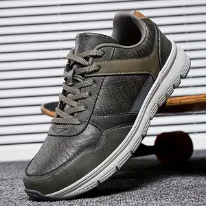 Men's casual sports shoes, outdoor camping and walking shoes, suitable for street casual wear and park strolls, solid color, lightweight outsole, comfortable to wear