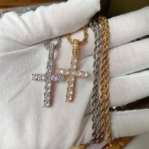 American Style Cross Pendant Necklace for Men, Simple Casual Hip Hop Jewelry, Trendy Cross Charm, Stylish Male Accessory