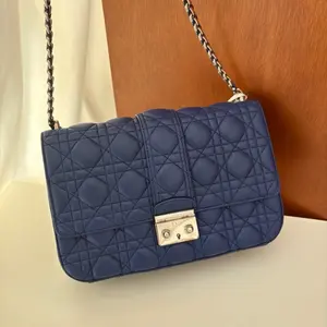 Pre-owned leather Shoulder Bags Dior miss blue medium lambskin shoulder bag