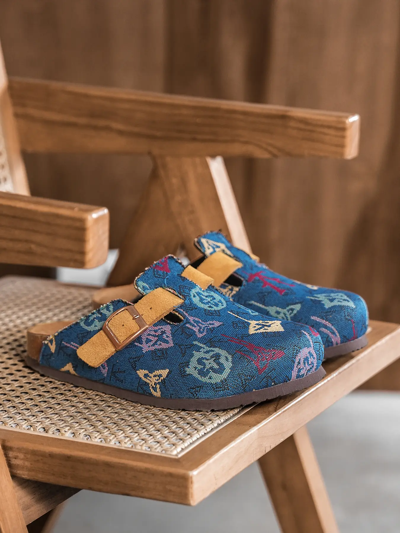 Unisex Birk Wooden Sandals, Comfortable Trendy Design, Random Floral Pattern, Perfect Casual Wear, Ideal Gift Choice, Slipper Shoes, Casual Fashion Slippers
