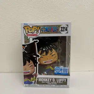One Piece Monkey D. Luffy with Flag Funko Pop! Vinyl Figure #2214 - Entertainment Earth Exclusive
