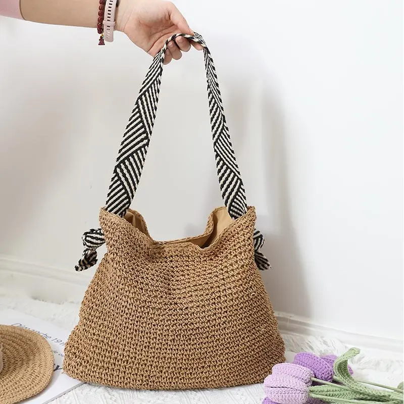 Retro Summer Straw Beach Bag — Women's Shoulder Bag, Large-Capacity Hand-Woven Tote, Bohemian Style Handbag