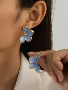 1pc Hand-Painted Enamel Gold Dangle Earrings, 3D Flower Studs, Fashionable Versatile Jewelry, Perfect for Summer Beach Playwear