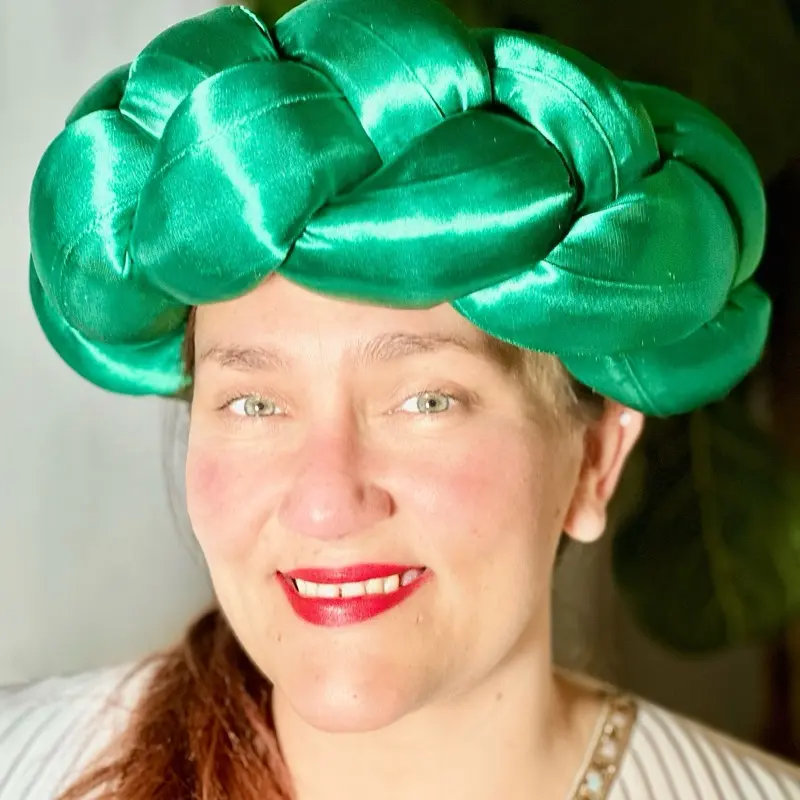 Luxury Braided Headband - Elegant Design for Boubu Styles - Perfect for Showcasing Style and Sophistication