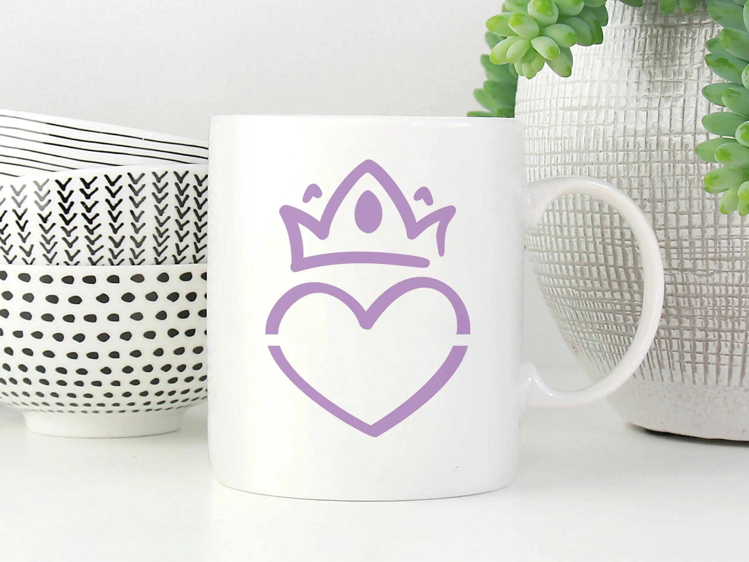 Hearts with Crowns Assorted Stencil - Art and Wall Stencil