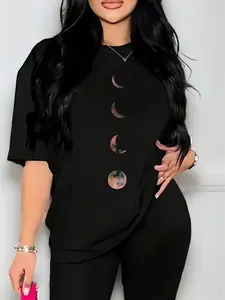 Women's Moon Print Graphic Round Neck Tee, Casual Half Sleeve Crew Neck T-shirt for Daily Wear, Ladies Clothes for All Seasons, Womenswear, Tshirt
