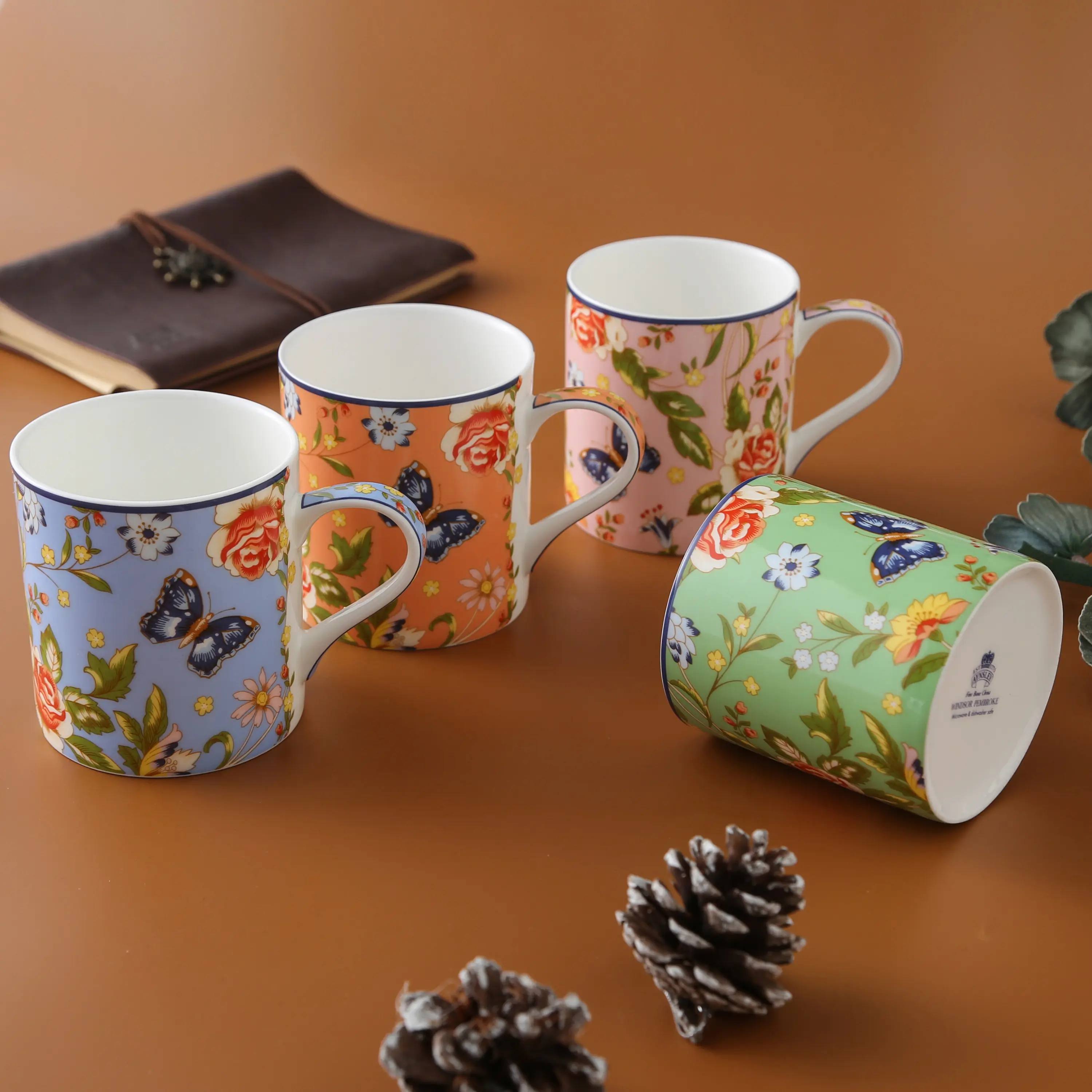 Aynsley British Classic Fine Bone Floral Ceramic Cup - Luxury Cottage Garden Windsor Coffee Mug, 8.2cm Long, 9cm High, 350ml, Washable Premium Kitchenware, Ideal for Afternoon Tea, Gift for Home Aesthetics Enthusiasts, Drink-Friendly Luxury Drinkware