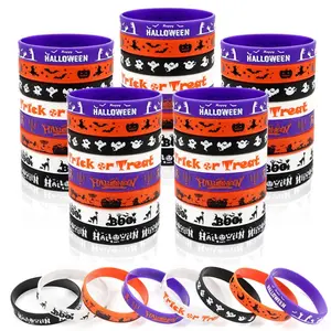 8 - Pack Bracelet Set, Cute Cartoon Pumpkin & Bat Design Sillcone Bracelet, Letter Rubber Bracelet, Fashion Jewelry Accessories for Girls & Boys, Halloween