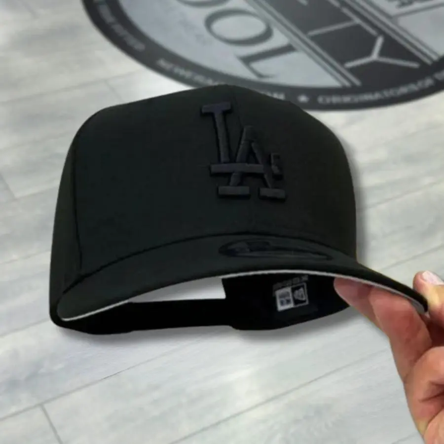 MLB New York Yankees 9FORTY-9FIFTY Adjustable Curved Brim Baseball Cap, Premium Classic Streetwear Sports Collectible Headwear, Hat