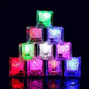 5/10count Led Ice Cube Waterproof Multicolor Flashing Glow in The Dark Ice Cube for Wedding Party Wine Bar Drinking Decoration