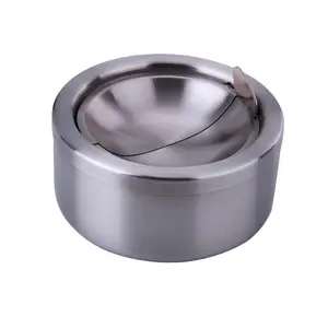 Outdoor Cover Ashtray, Flip-Top Stainless Steel Ashtray, Metal Windproof Ashtray, Indoor Outdoor Use, Desktop Ashtray, Office Patio Home Decor