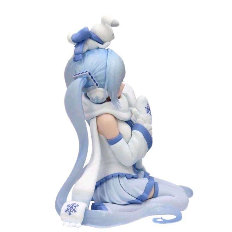 SNOW M1KU /SKYT0WN Miku Fan Figure with Blue Outfit and White Scarf for Home Decoration