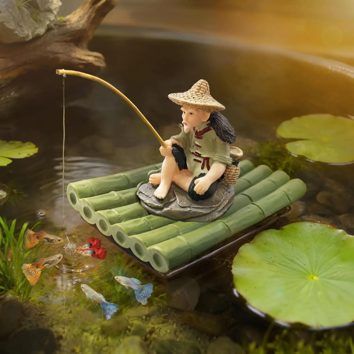 2-in-1 Floating Aquarium Decor, Interactive Floating Fish Tank Fisherman Decorations on PVC Bamboo Raft with Stable EVA Pad Buoyancy for Guppy, Small Schooling Species, Paludarium and Zen Pond