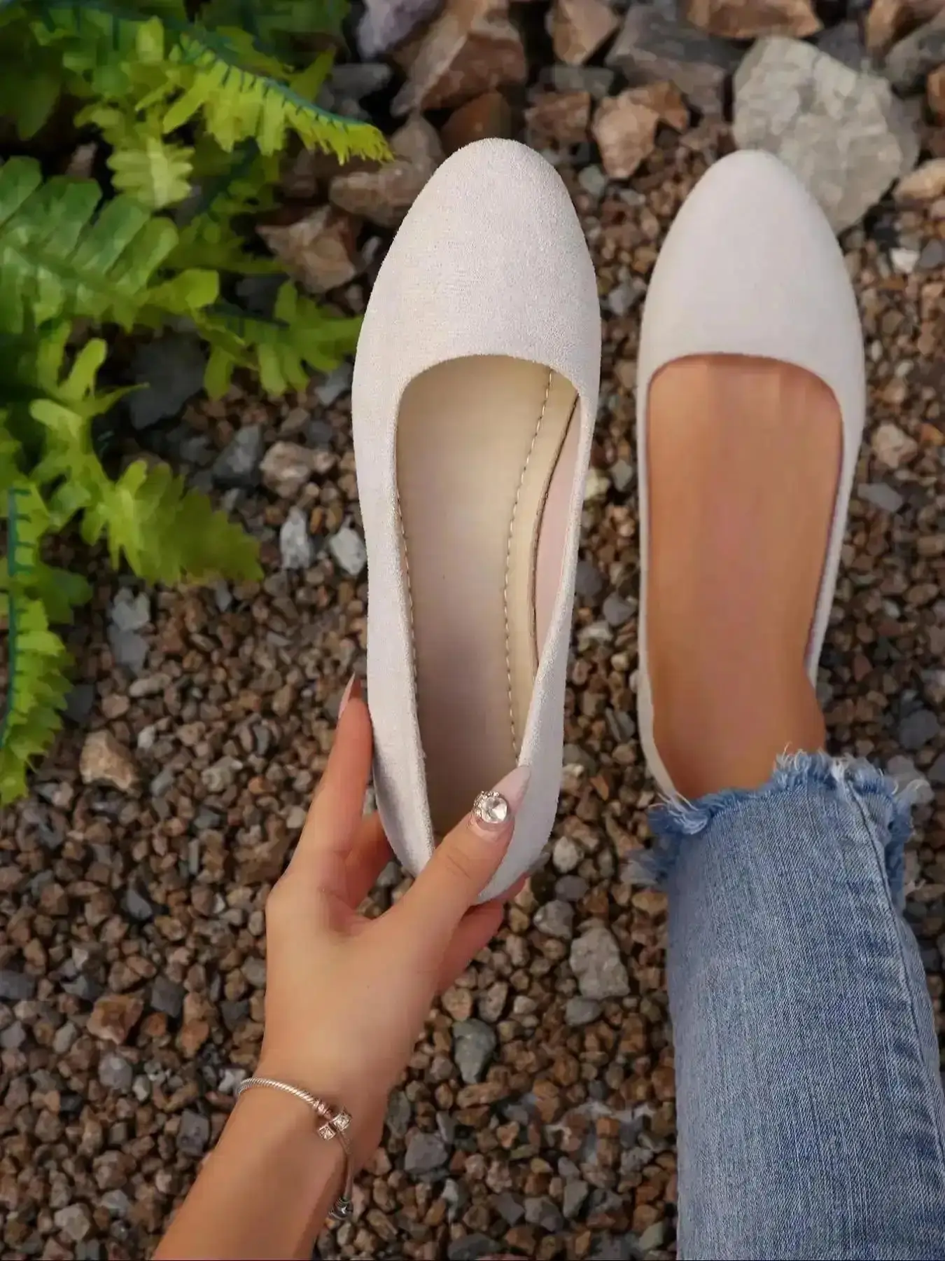 Women's Round Flat Shoes, Daily Slip-On Loaf, Comfy Medium Width, Suitable for Work and Leisure, All Seasons Wear, Slip On Flats, Sole, Foldable, Easy On, Flexible, Ballet, Grip, Stable Minimalist Slip Ons Sleek Style