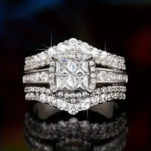 Stylish and Luxurious Zirconia Crown Ring for Women Engagement Wedding Banquet Jewelry Party Holiday Daily Accessory