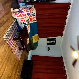 review image 0