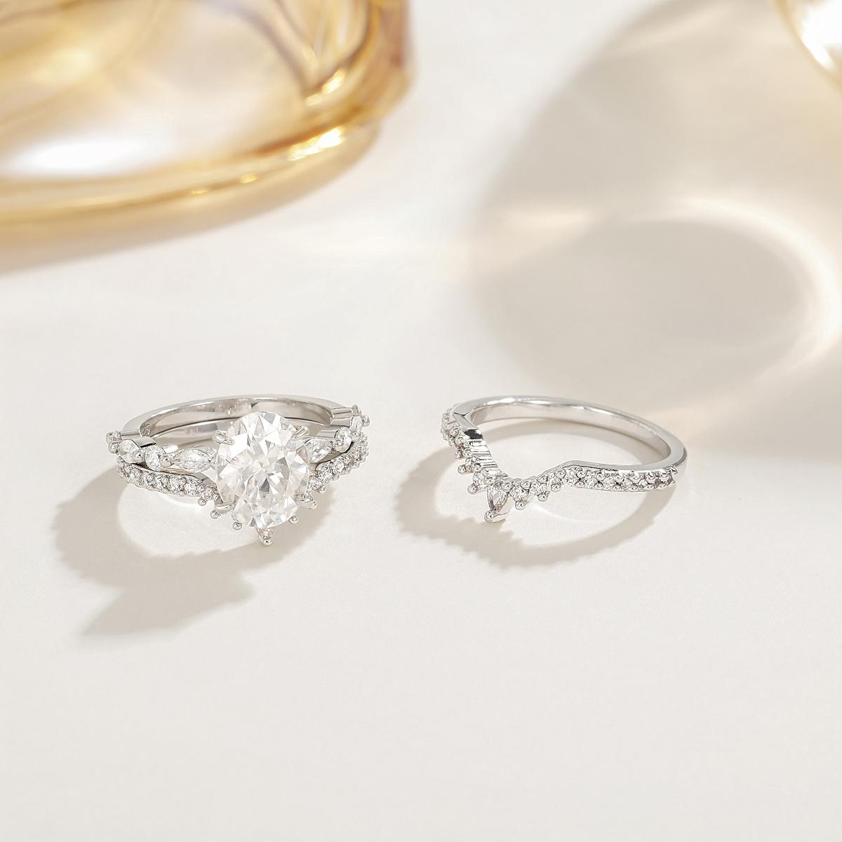 EAMTI 14K Gold Plated Bridal Ring Sets 3CT Oval Cut Cubic Zirconia Engagement Promise Rings for Her Wedding Bands for Women