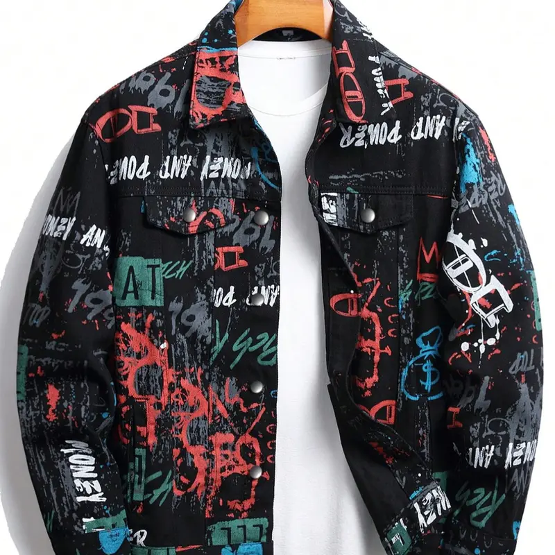 Men's Casual Graffiti Letter Print Denim Jacket, Collared Jacket, Casual Streetwear Jacket, Casual Wear Coat, Loose Comfy Street Style Long Sleeve Outerwear for Daily Wear, Menswear for All Seasons, Trendy Outerwear, Outerwear Coats