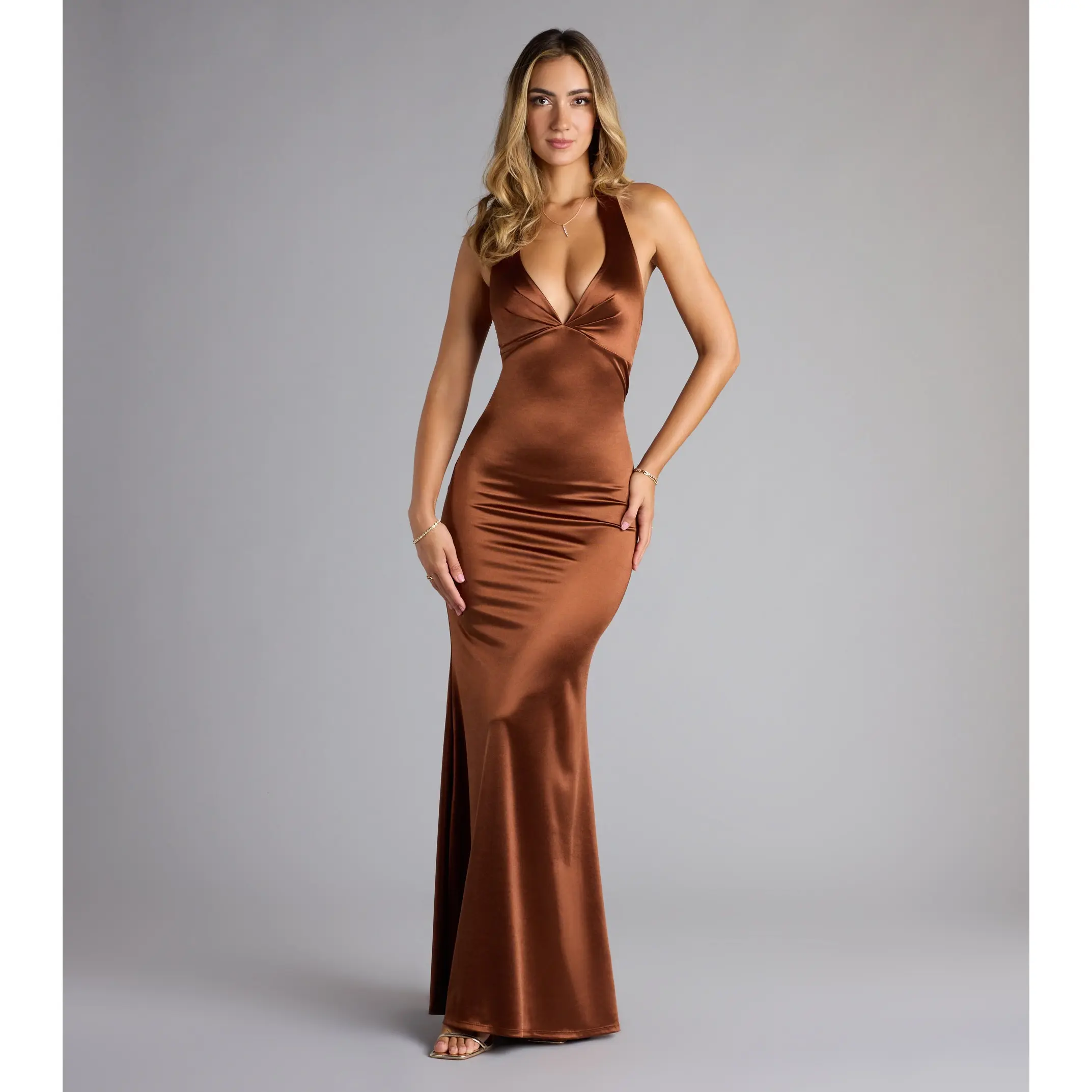 Eloise Satin V-Neck Halter Mermaid Formal Dress - TikTok Shop Eloise Satin V-Neck Halter Mermaid Formal Dress - TikTok Shop