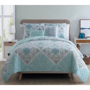 VCNY Home Windsor Reversible Medallion Quilt Set, King