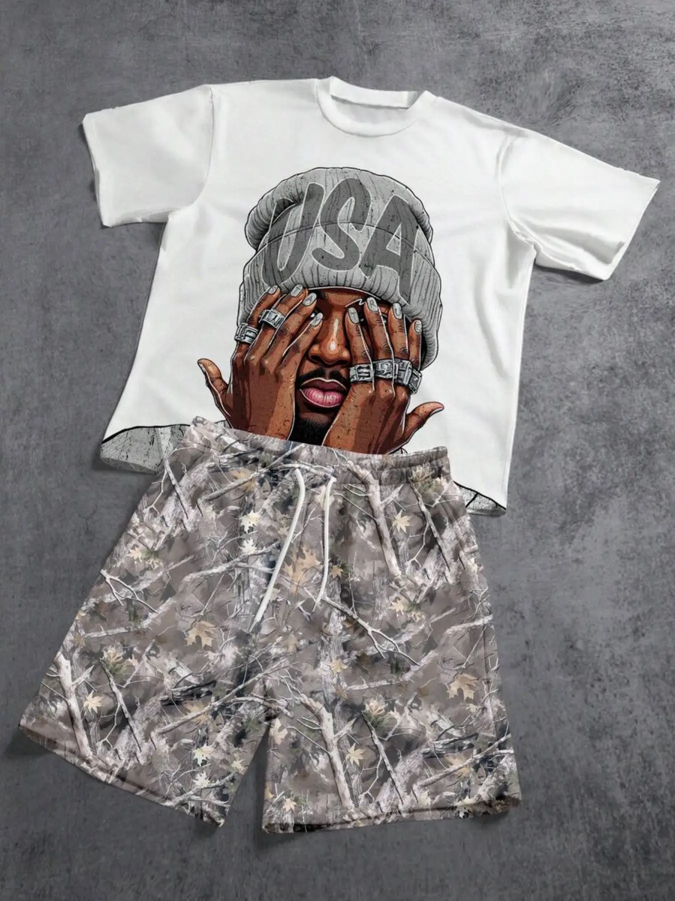 Streetwear Casual Menswear Stylish Cartoon Graffiti Portrait Print Camouflage Short Sleeve T-Shirt and Shorts Matching Outfit Set, Perfect for Spring Summer, Ideal Gift for Boyfriend