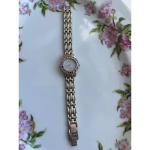 Pinky and silver Watch