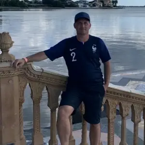 background preload poster image 