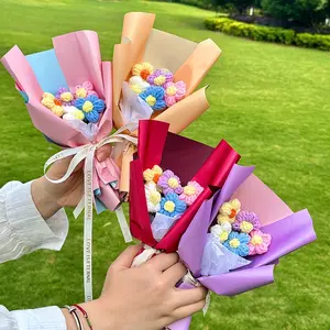 Creative Knitted Bouquet Gift, Mother's Day Valentine's Day Special Occasion Decorative Flower Arrangement, Unique Present Idea